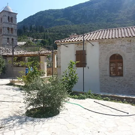 Villa Old Qeparo *