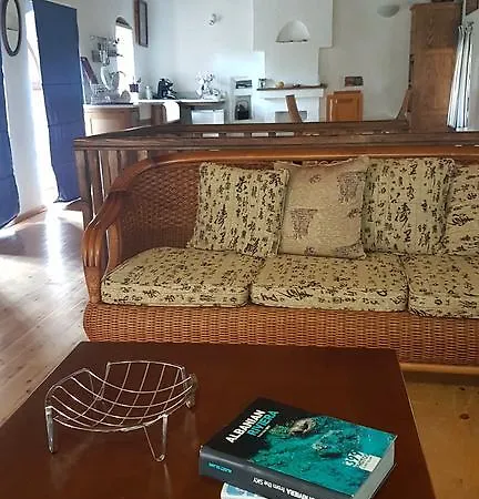 Villa Old Qeparo
